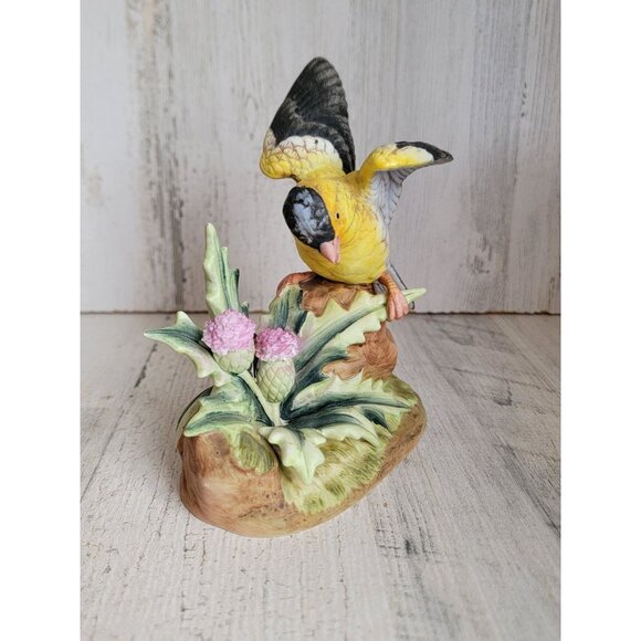 Andrea by Sadek Goldfinch 6564 vintage Japan unique bird figure decor - Picture 2 of 8